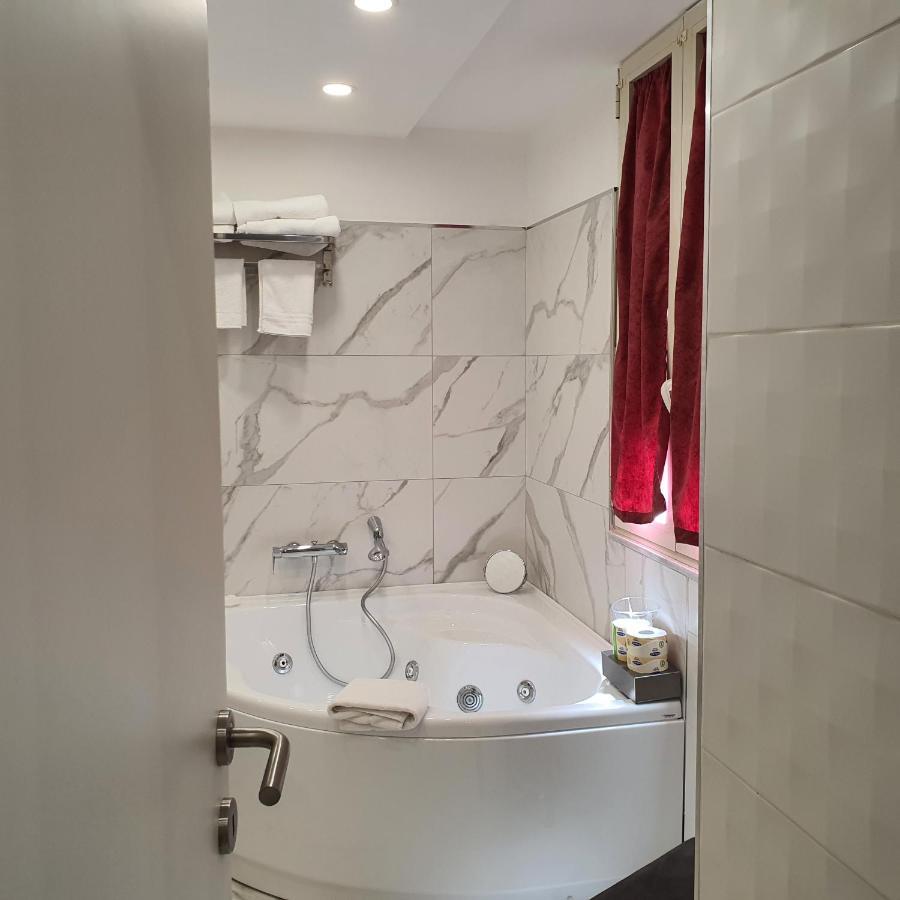 Bed and Breakfast Luxury 2.0 à Naples Extérieur photo